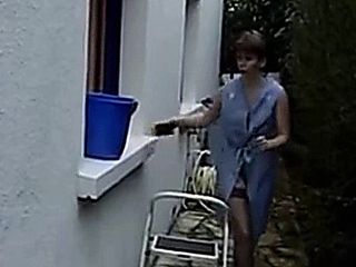French Old housewive screwed by gardener